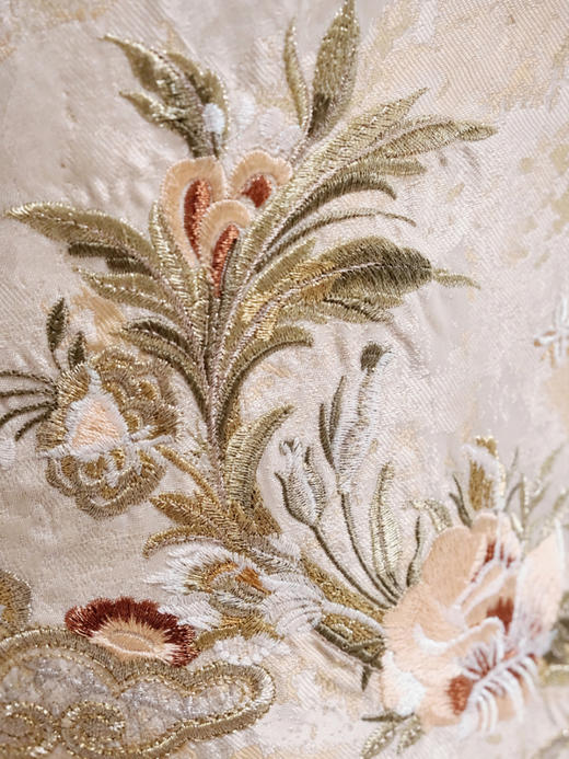 盛唐牡丹盛奢系列 | 新中式圆领百搭刺绣拼丝绒马甲 商品图4