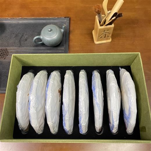 【2019年头春茶】大师收藏级普洱 国潮 太极禅苑 太极八式  紧压茶 380克x8饼 商品图5
