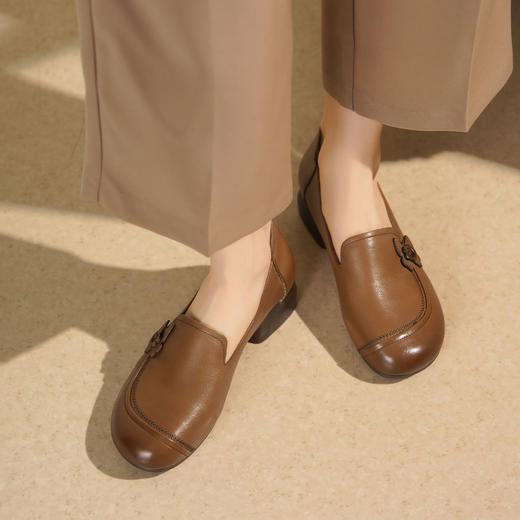 西村名物2025年秋季新款舒适软底软面百搭深口单鞋乐福鞋T25CM31251 商品图2