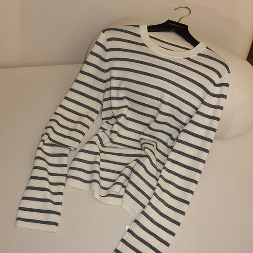 【预售7天】良木礼绵羊毛条纹衫（Q2584254） 商品图0