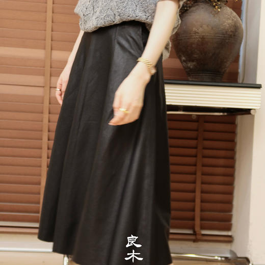 【预售7天】良木礼羊皮半裙（Q2591827） 商品图0