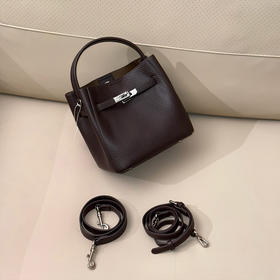 良木礼真皮水桶包（Q2591832）