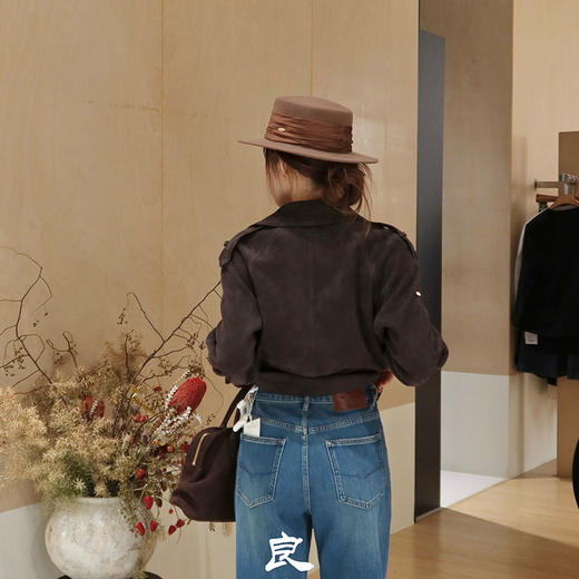 【现货】良木礼羊皮短款风衣（腰带）（Q259155） 商品图5