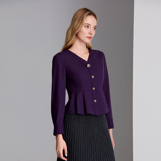 EITIE爱特爱V 领收腰短款折叠伞状下摆设计收腰显瘦小上衣8413102 商品图2