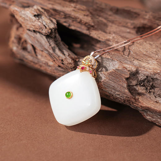 新疆国玉盟世玉金镶羊脂玉挂件【带证书·顺丰物流】 商品图2