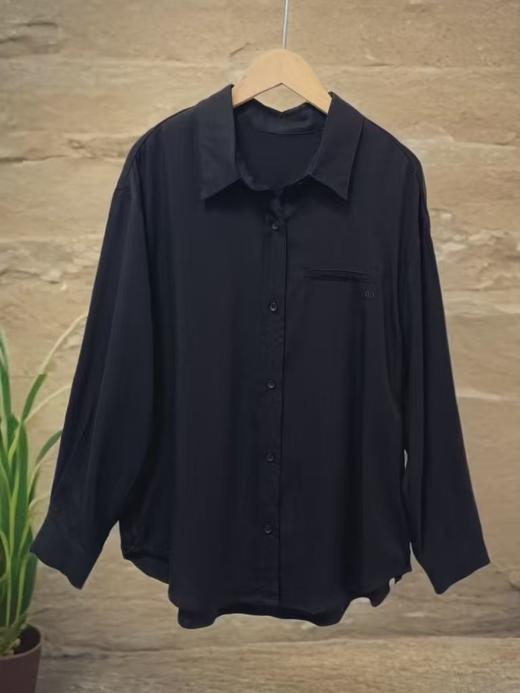 【秋新品】古泥/亦文0719 100%天丝刺绣口袋小标衬衫-喜出 商品图3