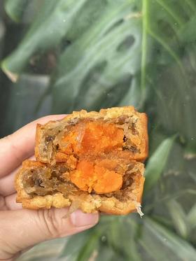 橘皮冬翅蛋黄月饼