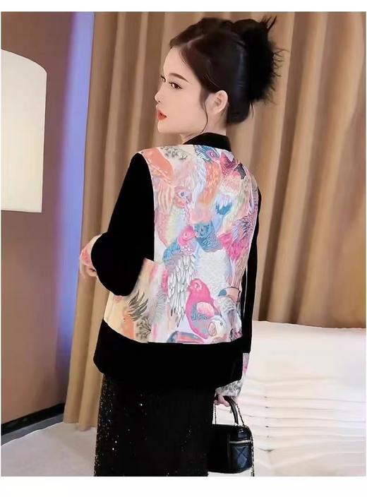 刚刚加的库存！！套装【秋上新】马甲➕长袖 8127重工精美提花刺绣新中式国风金丝绒两件套-喜出 商品图5