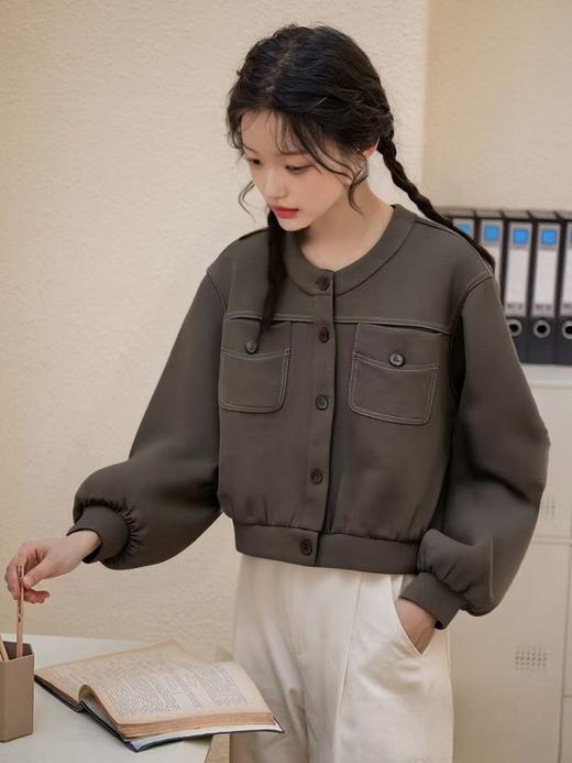 【秋新品】古泥品牌7693休闲明线短款休闲外套-喜出 商品图0