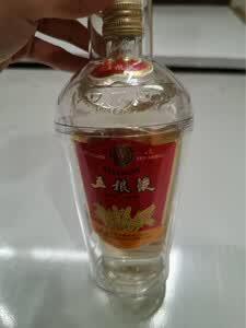 五粮液·第四代萝卜瓶优质牌双圈 1988年 浓香型白酒 52度 500mL*1瓶 商品图1