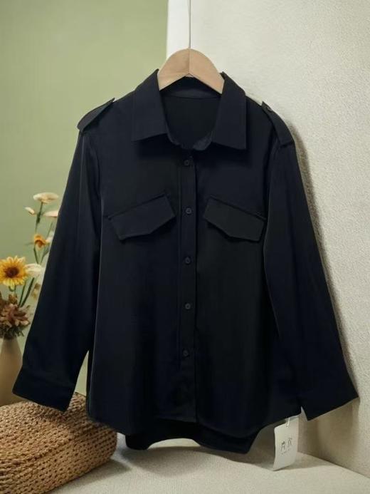 【秋新品】古泥9910黑色气质斜口袋衬衫-喜出 商品图2