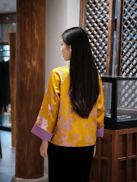 盛唐婧 | 轻奢新中式老缎提花对花对襟外套 商品图12