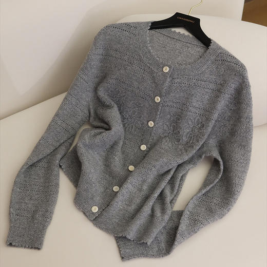 【预售7天】良木礼山羊绒开衫（Q2584264F） 商品图0