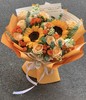 【当日达】顺丰免邮◆向日葵 香槟玫瑰 橙多头 洋甘菊 紫罗兰 尤加利叶 喷泉草 中型手捧花 一切向阳 热烈拥抱 商品缩略图0