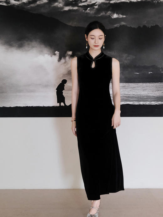 下架|盛唐婧| 重磅真丝绒水滴领旗袍连衣裙 商品图1