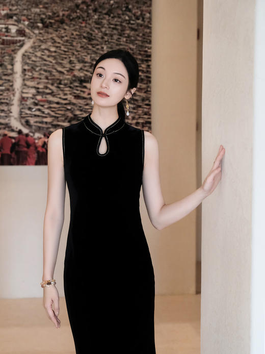 下架|盛唐婧| 重磅真丝绒水滴领旗袍连衣裙 商品图2