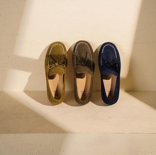 西村名物2025年秋季新款软底软面时尚流苏舒适百搭平底豆豆鞋深口单鞋T25CM31911 商品图8