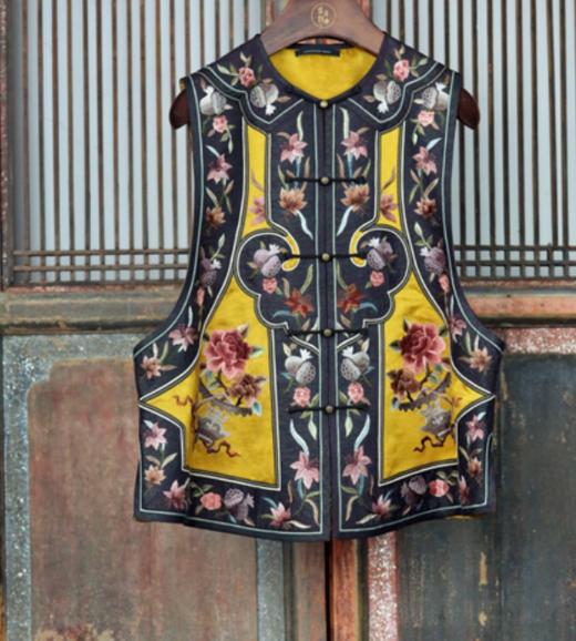 盛唐牡丹盛奢系列 | 真丝香云纱手绣对襟马甲 商品图0