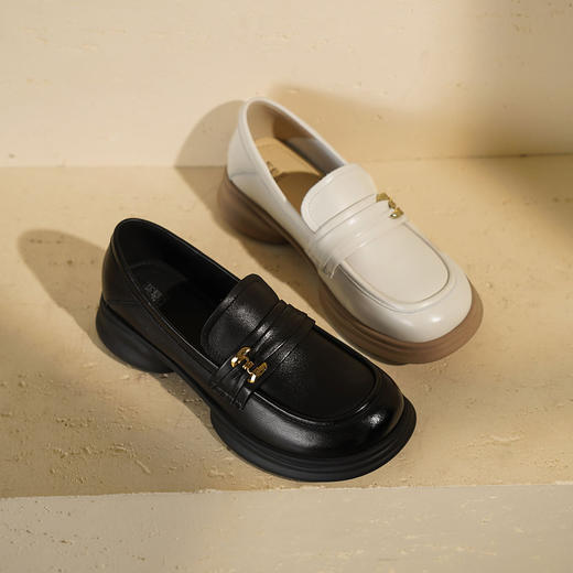 西村名物2025年秋季新款秀气掐腰粗跟百搭乐福鞋舒适深口女单T25CM31721 商品图7