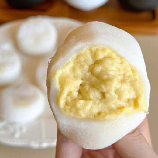 （4周年储值礼赠）榴莲冰皮月饼  不单卖 商品图1