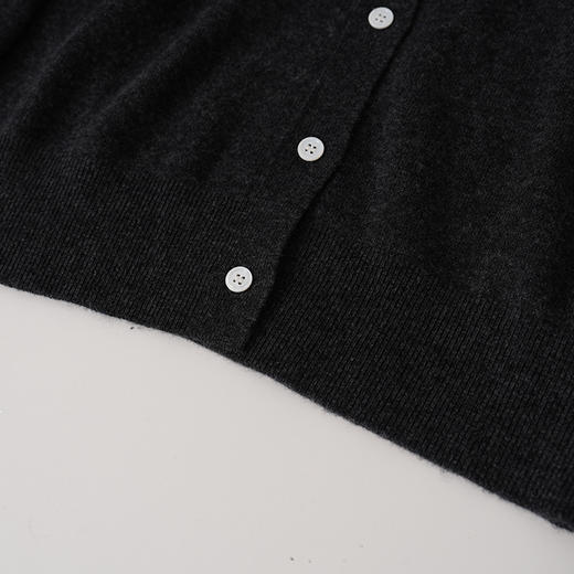 EITIE爱特爱领口白色撞色边设计含羊绒针织衫8301008 商品图10