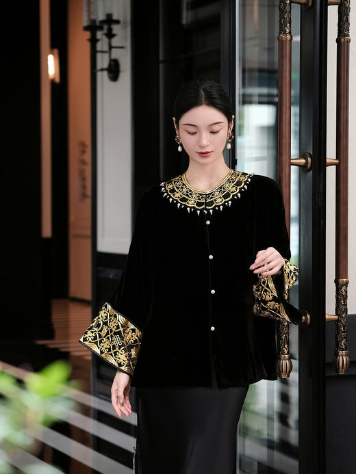 盛唐牡丹大师系列-卢梅红| 盘金绣真丝丝绒对襟外套 商品图0