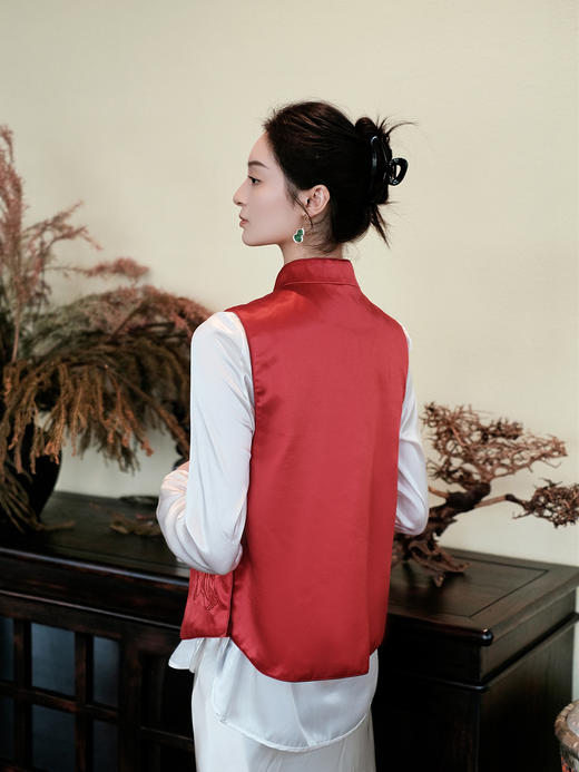 盛唐牡丹盛奢系列| 丝毛手工刺绣对襟马甲 商品图2