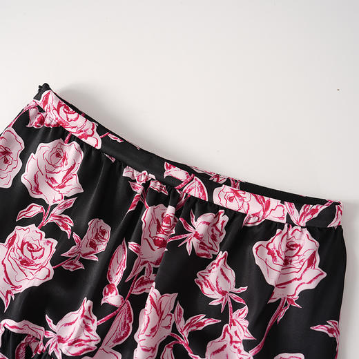EITIE爱特爱蛋糕式层次感玫瑰印花优雅半裙8306007 商品图4