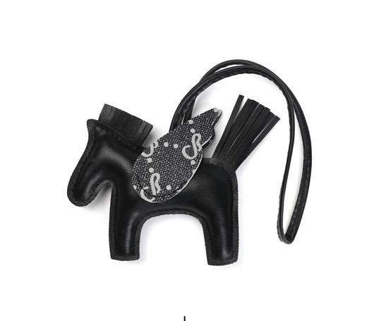 【积分兑换-赠品】小飞马包挂饰品 商品图1