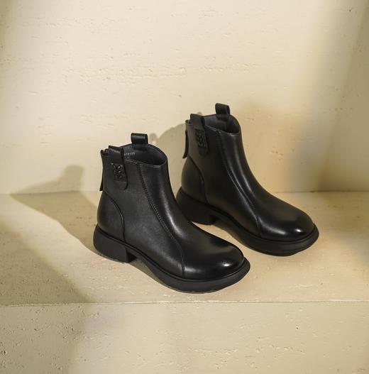 西村名物2025年秋冬新款英伦风洋气高级厚底防滑舒适切尔西靴短靴T25DS49181 商品图7