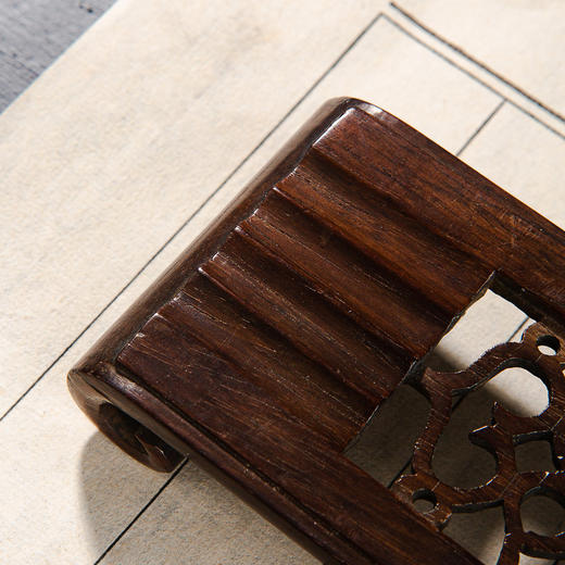 清代大红酸枝镂空雕墨床 商品图1