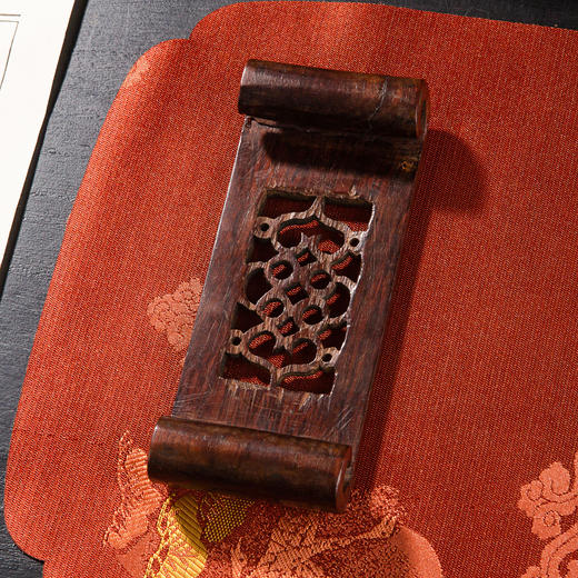 清代大红酸枝镂空雕墨床 商品图9