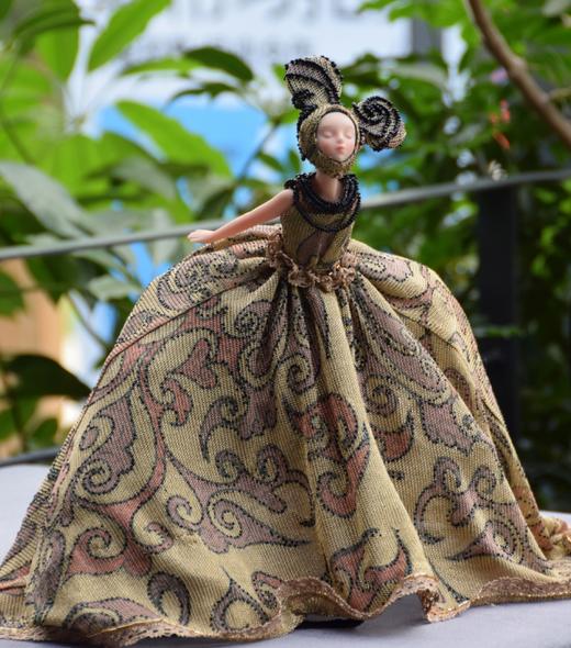 艺铭《乘云》然女孩 商品图0