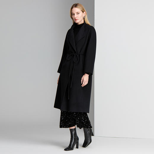 EITIE爱特爱左衽大号单扣设计配上本布细绳腰带保暖大方羊毛羊绒大衣8414110 商品图6