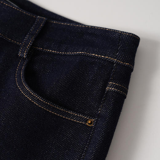 EITIE爱特爱天丝仿牛仔面料质感滑爽舒适直筒裤子8305015 商品图6