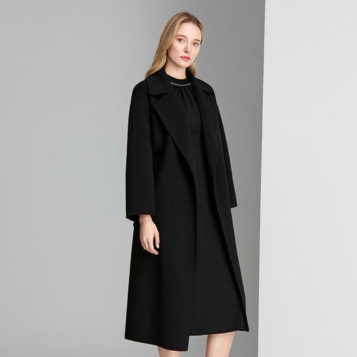 EITIE爱特爱纯羊毛羊绒混纺面料手感温润柔软长款西装领大贴袋设计冬季新款保暖大衣8414109 商品图3