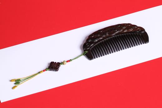 LP0134-1°如意纹半月型木梳 商品图2