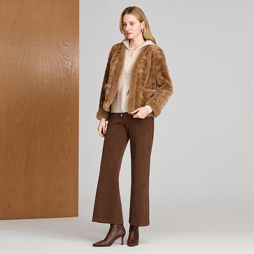 EITIE爱特爱成熟感厚实温暖舒适V领门襟短款貂皮外套8493105 商品图1