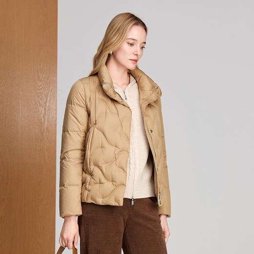 EITIE爱特爱厚实小高领简洁百搭短款羽绒服8411107 商品图2