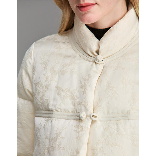 EITIE爱特爱国风复古盘扣新中式短外套羽绒服8411105 商品图5