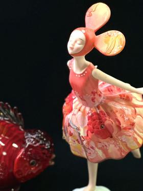 刘畅《畅游》然女孩