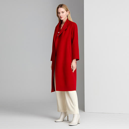 EITIE爱特爱左衽大号单扣设计配上本布细绳腰带保暖大方羊毛羊绒大衣8414110 商品图4