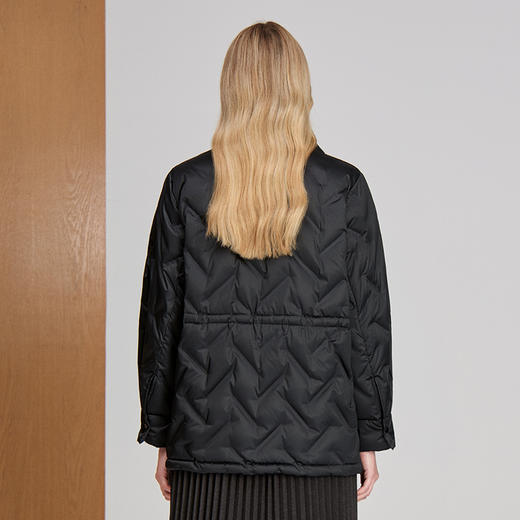 EITIE爱特爱黑色时尚保暖抽绳收腰羽绒服外套8411104 商品图4