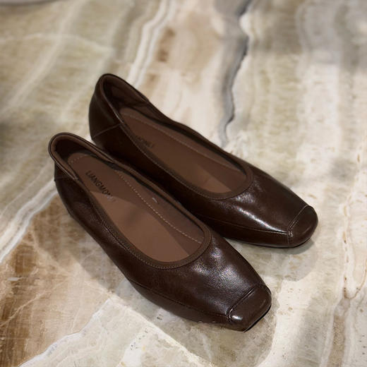 【特价不退不换】【部分现货】良木礼羊皮低跟单鞋（Q2584814） 商品图0