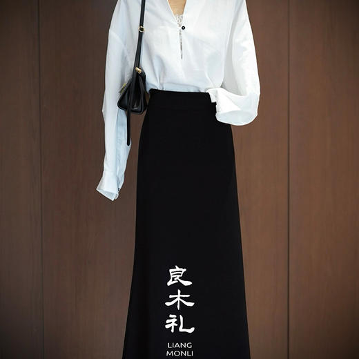 【预售7天】良木礼半裙（Q2584151） 商品图0