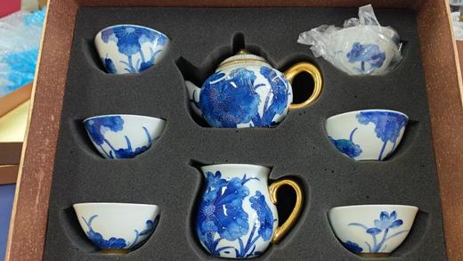 半鎏金青花荷花壶套组 商品图0
