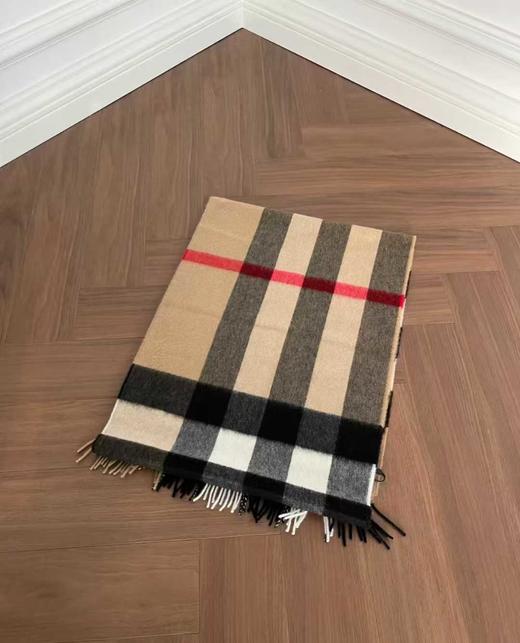 BURBERRY 格纹设计 羊毛 绒线围巾 商品图0