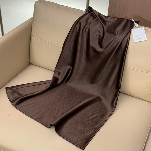 【预售7天】良木礼开叉半裙（Q258456） 商品图0