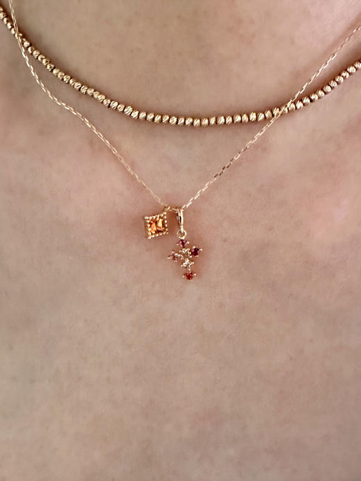 SpoiledBrat Jewelry 18K金橘色蓝宝石十字架项链 商品图2