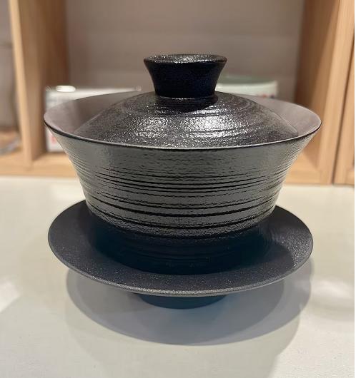 成艺龙腾盛世盖碗隐雕蝶恋马蹄介杯锦瑟元宝介杯 商品图0